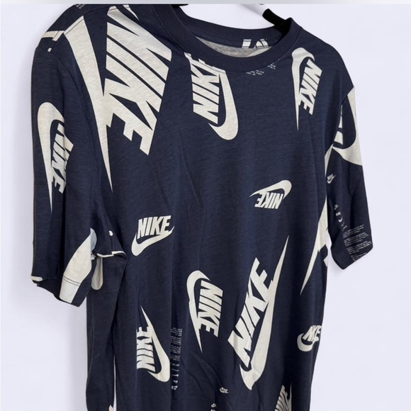 Nike Men's Blue and White Logo T-Shirt Size Medium - Picture 2 of 4